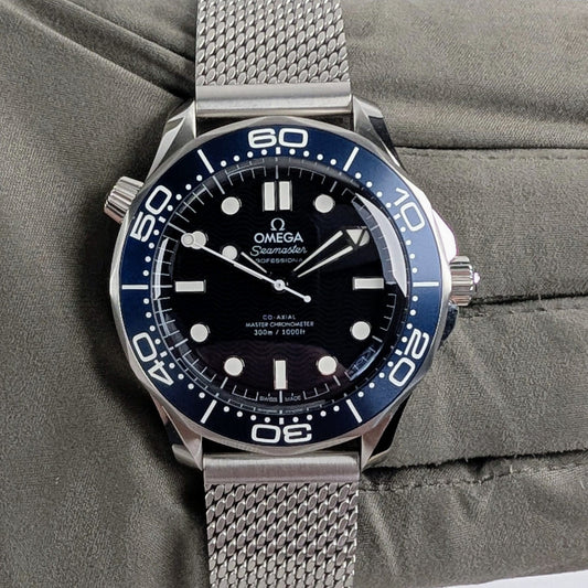 Omega Seamaster James Bond 60th Anniversary — Ref. 210.30.42.20.03.002