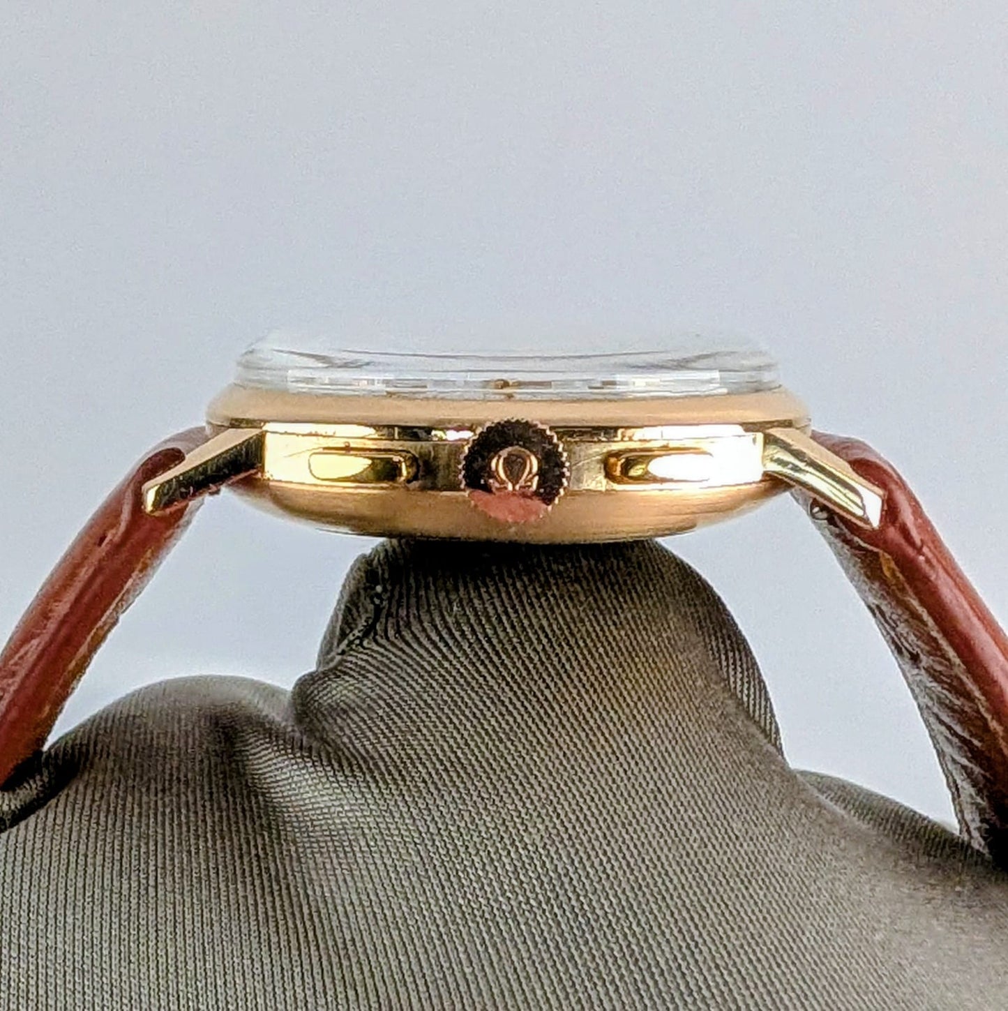Omega Calibre 321 Chronograph | Solid 18K Gold | Ref. 101.010 | Recently Serviced