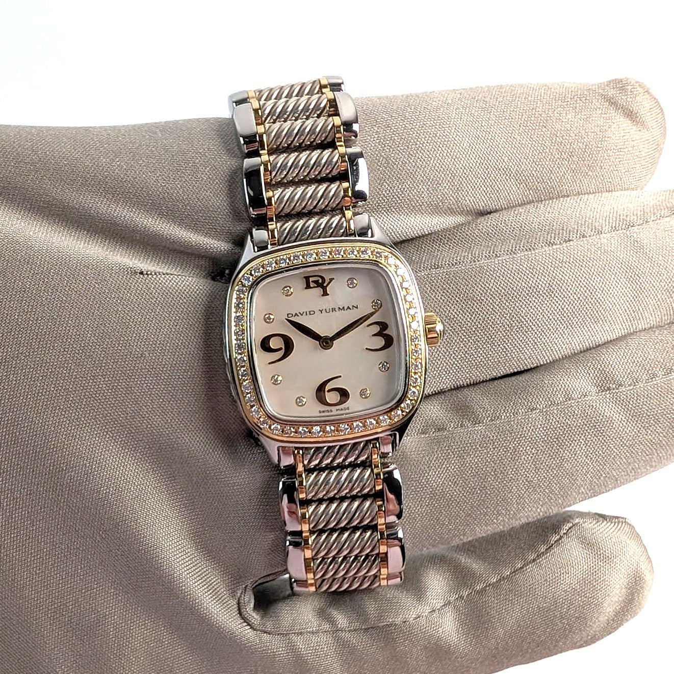 David Yurman Thoroughbred Ladies Watch | Diamond | Mother of Pearl | 25mm