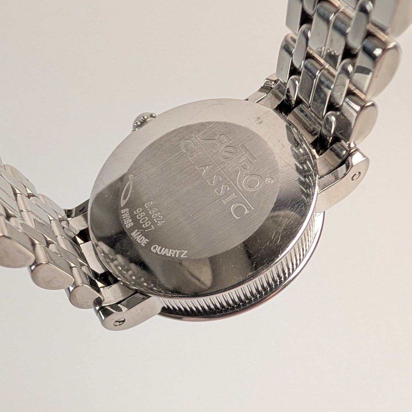 Gerald Genta Retro Classic Jump Hour Ladies Watch — Ref. G.3624
