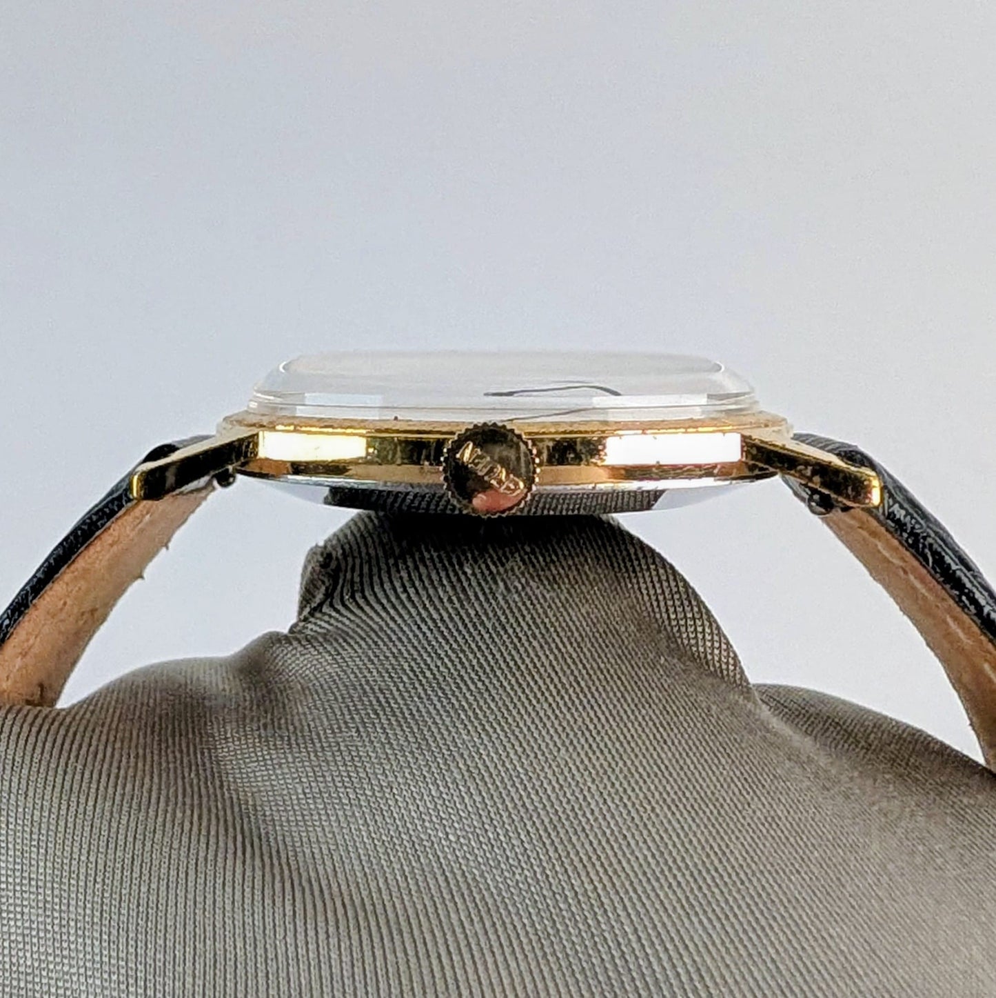 Gruen Precision 510 Gold-Plated Vintage Men's Watch | James Bond Style