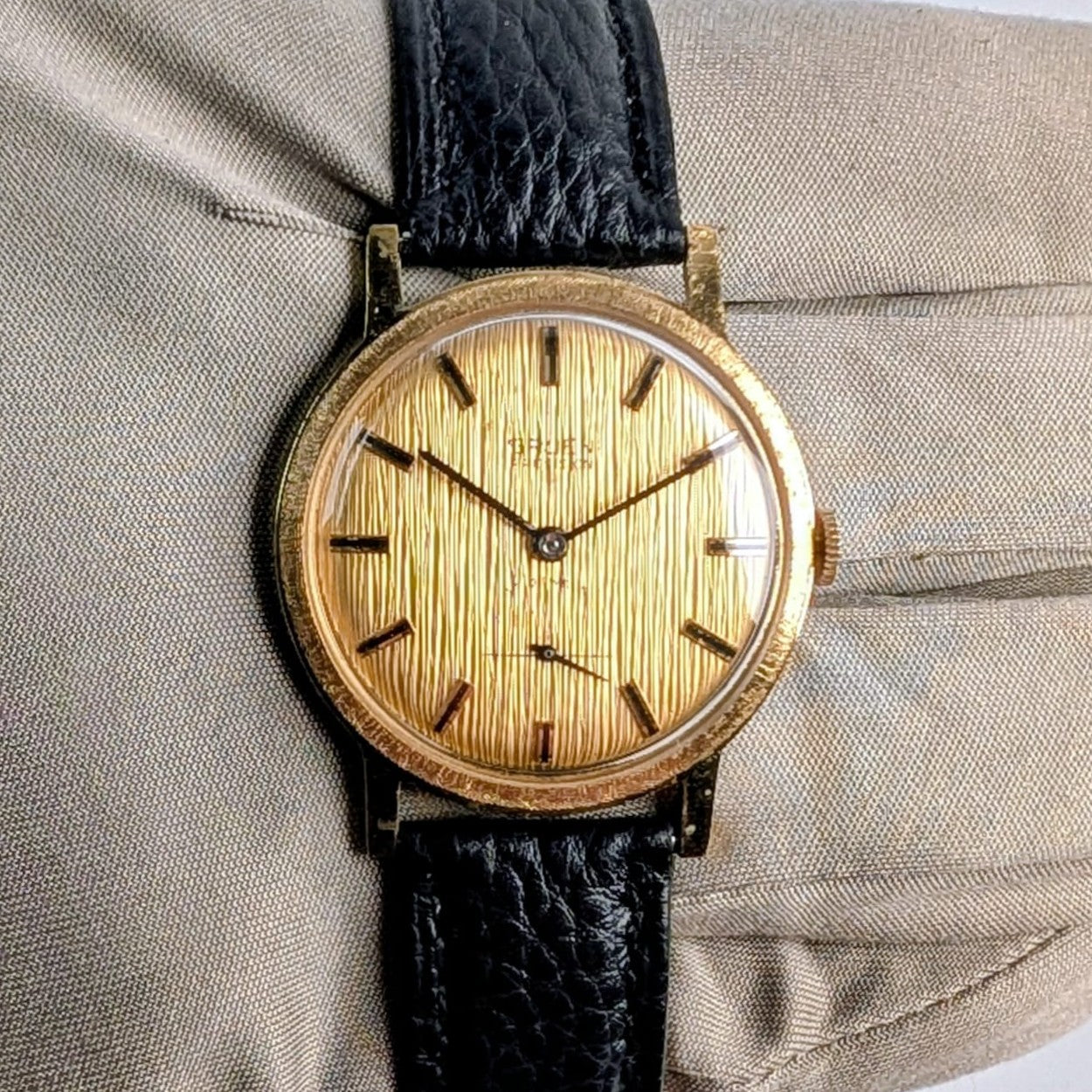 Gruen Precision 510 Gold-Plated Vintage Men's Watch | James Bond Style