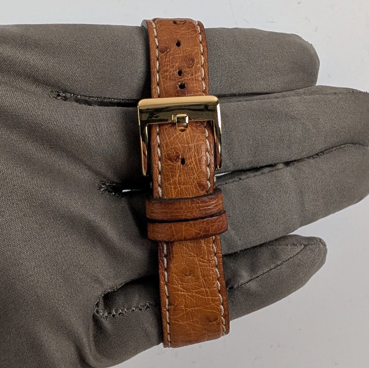 Omega Calibre 320 Chronograph Solid 18K Gold | Pulsations Dial | Ref. 101.002