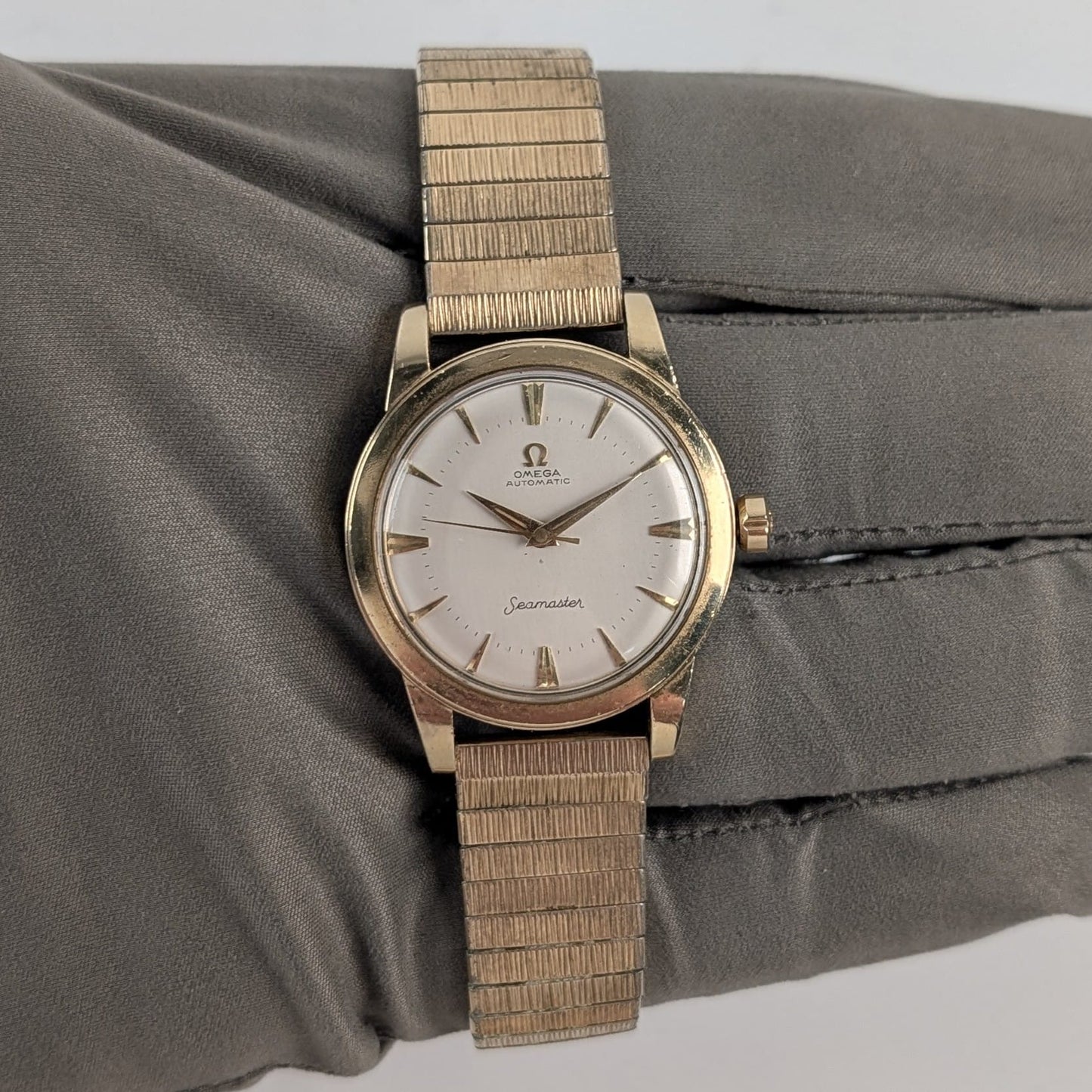 Vintage Omega Seamaster Men's Watch – Gold Tone, Serviced (GX6250)