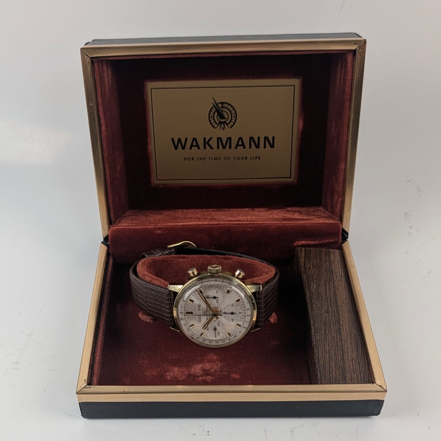 Wakmann Chronograph Triple Calendar Vintage Men's Watch | Ref. 71.1311.21