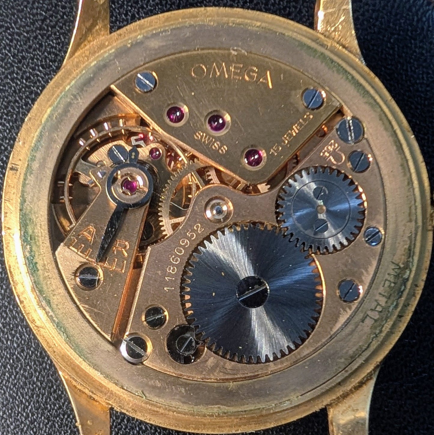 Omega Calibre 265 Vintage Men's Watch | Solid 18K Yellow Gold | Ref. 2609