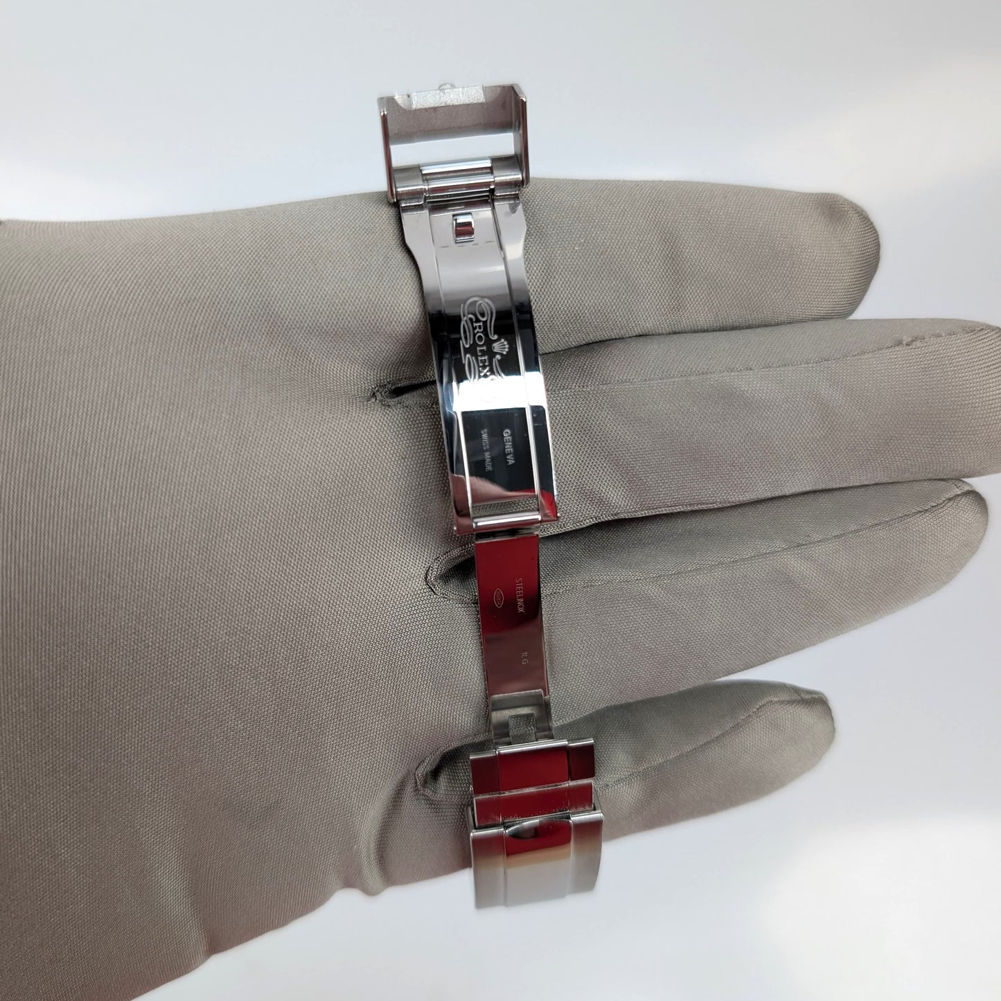 Rolex GMT-Master II "Pepsi" 126710BLRO